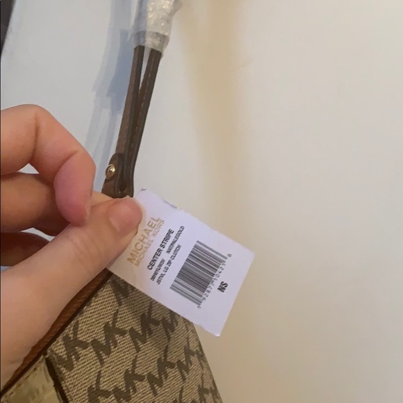 Michael Kors clutch - Picture 3 of 4